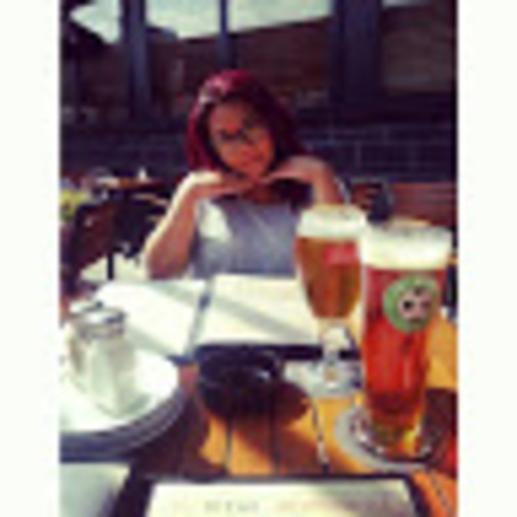 Meet your Posher, Stacey - Picture 1 of 1